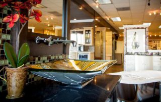 淋浴房玻璃越厚越好？其實很多人都錯了…