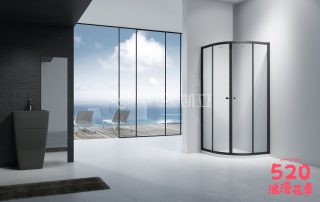 在整體淋浴房裝這種地面，下水快又防滑